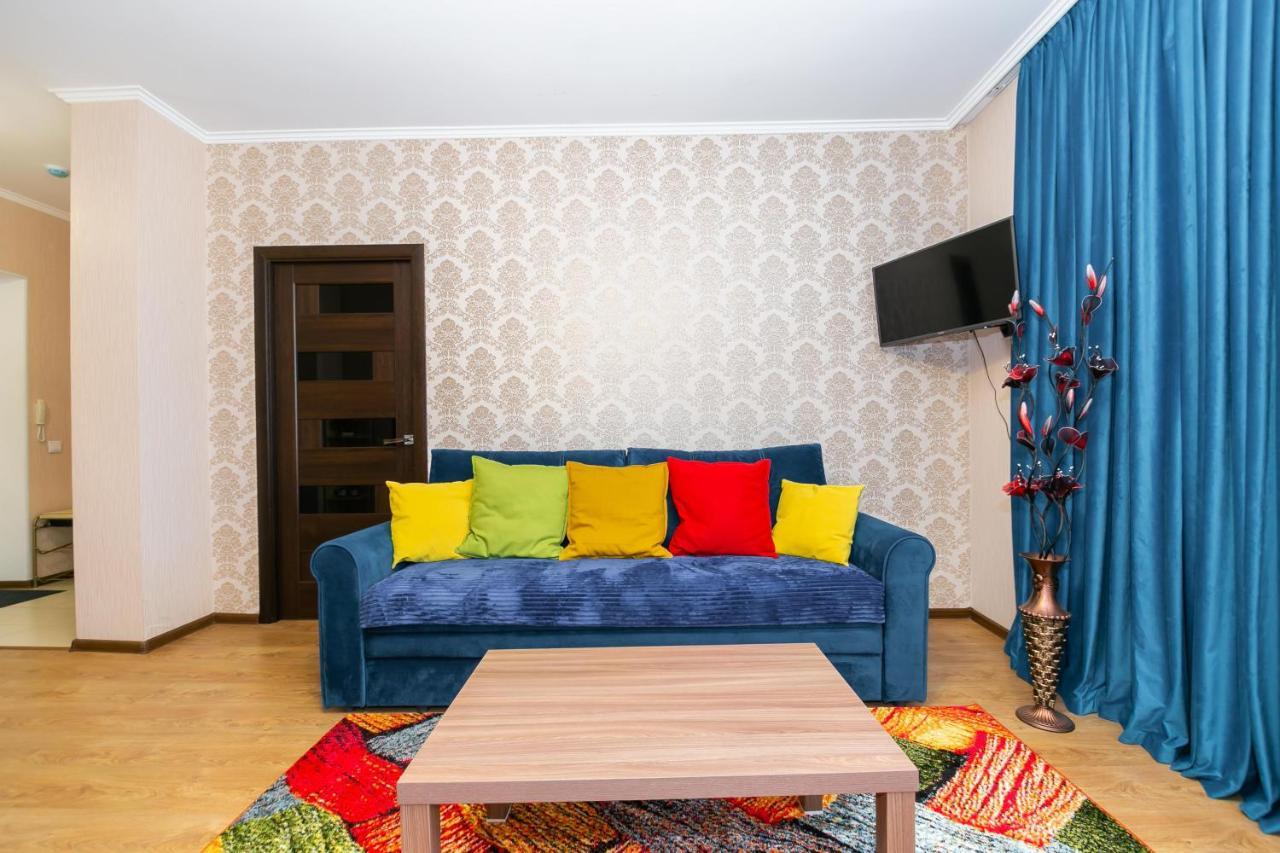 В Promenade Expo Квартира С Романтическим Видом Astana Zewnętrze zdjęcie